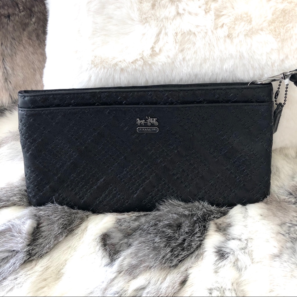 Coach Clutch, Black